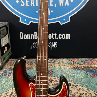 Fender AVRI Series - Tom Hamilton's Aerosmith, Sweet Emotion Video Jazz Bass, (#91) - Sunburst image 17