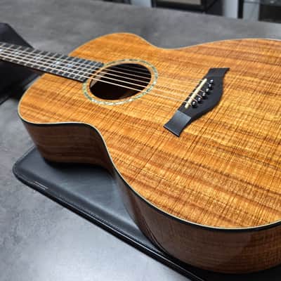 Taylor K-22 PRESENTATION 1998 TIME CAPSULE CASE QUEEN 00 Grand Concert American USA Custom Shop Masterbuilt AAAAA FLAME KOA Master Built K22 Acoustic Guitar Presentation Series 1 of 1 RARE Presentation Series image 9