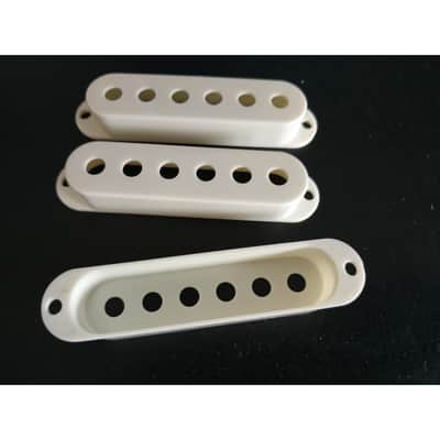 3 WD Parchment (Old White) 52,5 mm Stratocaster style Pickup Covers image 5