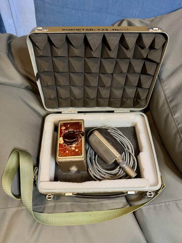 AKG D36 DYNAMIC MICROPHONE image 1
