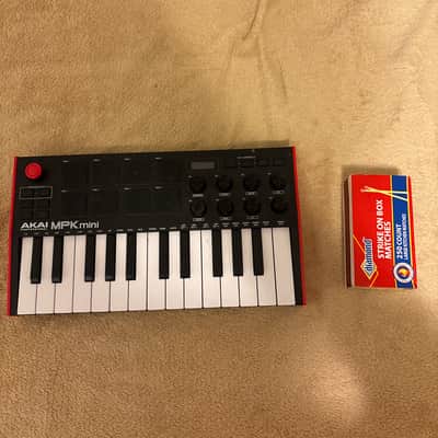 Akai MPK Mini MKIII 25-Key MIDI Controller 2020 - Present - Red with Black Keys image 4
