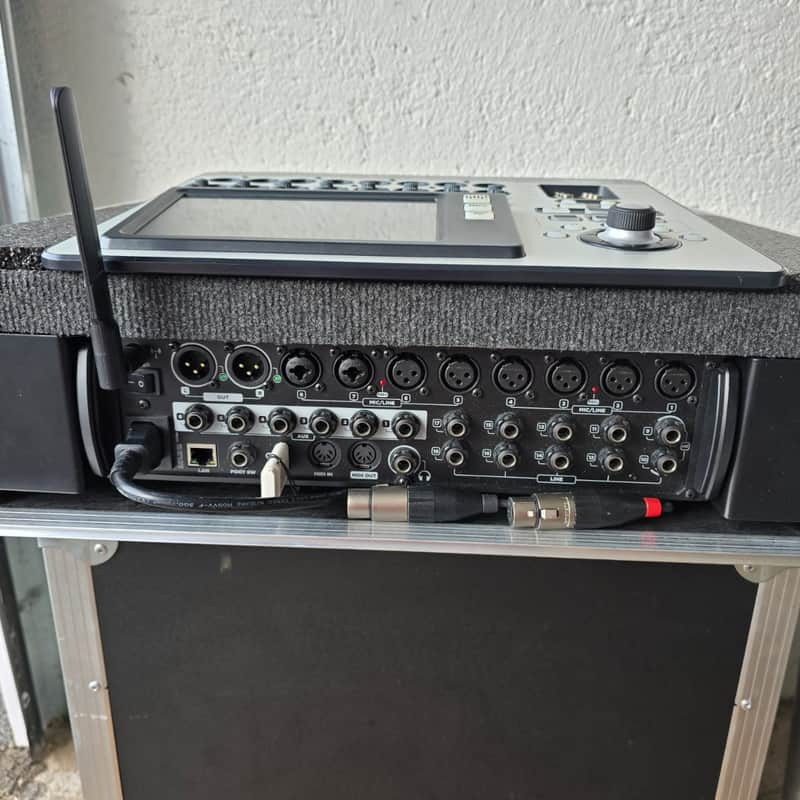 2010s RCF M18 Digital Mixer with Integrated Effects Black