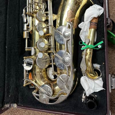 Yamaha YAS-23 Alto Saxophone with Hard shell case - USED image 2