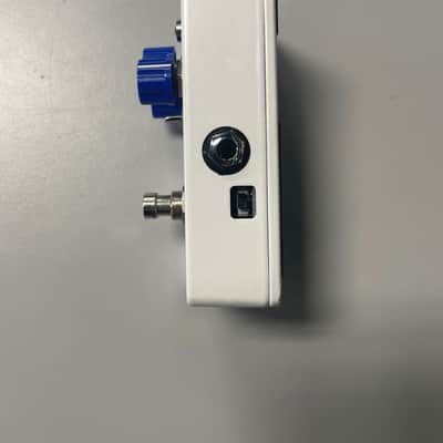 Keeley Neutrino V1 2010s - White image 2