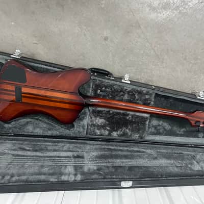 Epiphone T-bird Pro iV bass guitar with case great shape image 5