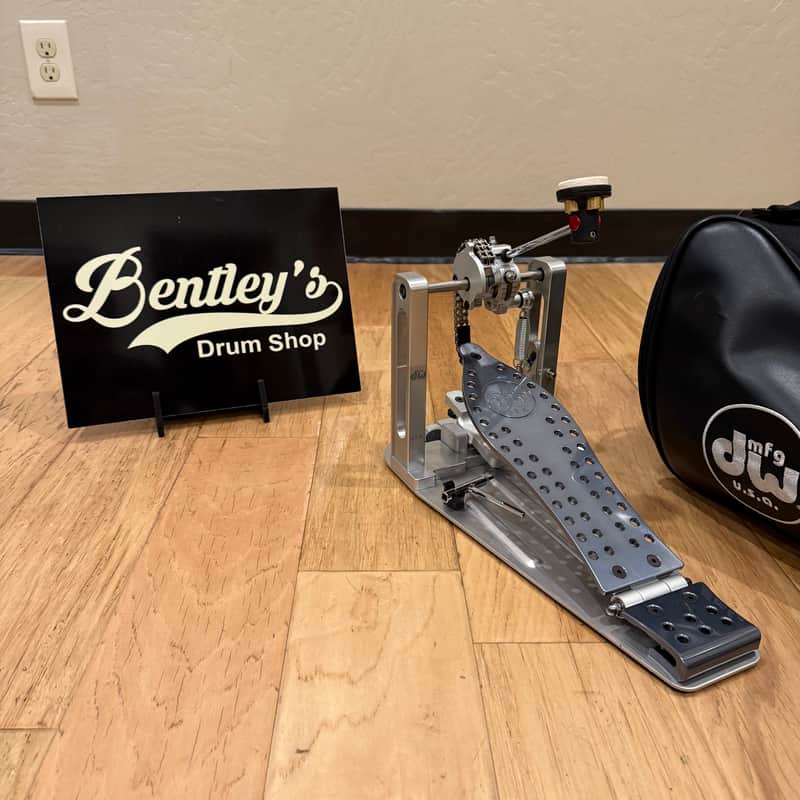 DW MFG Machined Chain Drive Single Bass Drum Pedal w/ Bag (Rm4) image 1