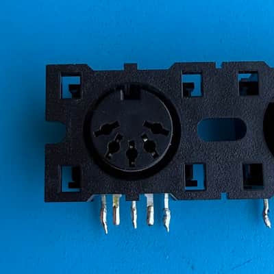 CASIO LK-92TV LK-100 WK-1800 Keyboard Part: MIDI Input/Output 5-Pin Socket image 5