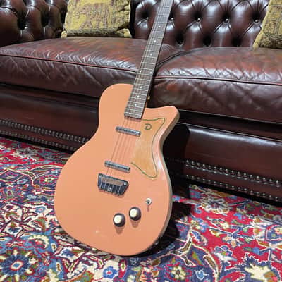 Danelectro '56 U-2 Reissue 1998 - 2004 - Coral image 1