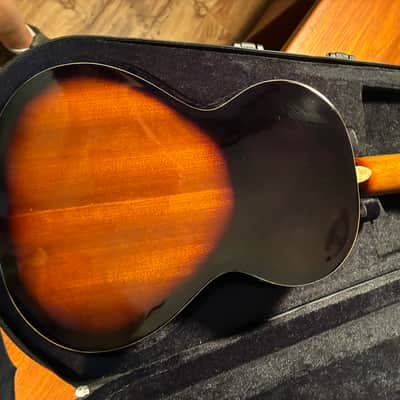 Kala KA-JTE Tenor Archtop Electric Ukulele TSB abalone Inlay 2012 - Tobacco Sunburst image 8