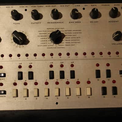 Clone tb303 V.1 2000 - Métal Plastique image 2