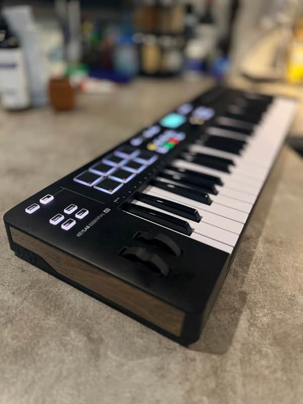 Arturia KeyLab Essential 49 MkIII MIDI Controller