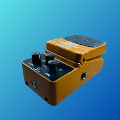 Behringer UT100 Ultra Tremolo image 4