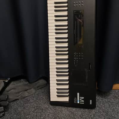 Korg M1 61-Key Synth Music Workstation 1990s - Black