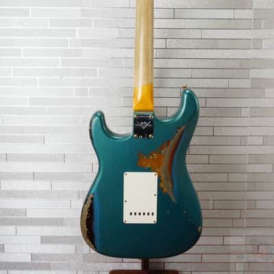 Fender Custom Shop 2025 61' Stratocaster Heavy Relic - Aged Ocean Turqouise over 3-Color Sunburst image 16