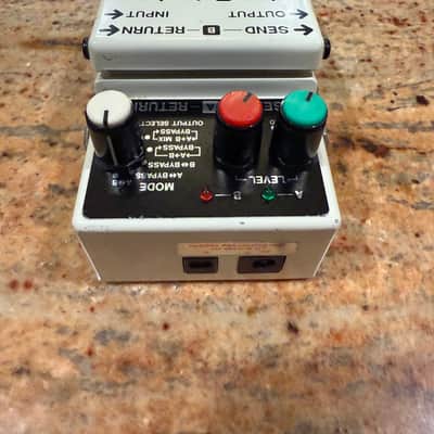 Boss LS-2 Line Selector (Silver Label) 1991 - Present - White image 4