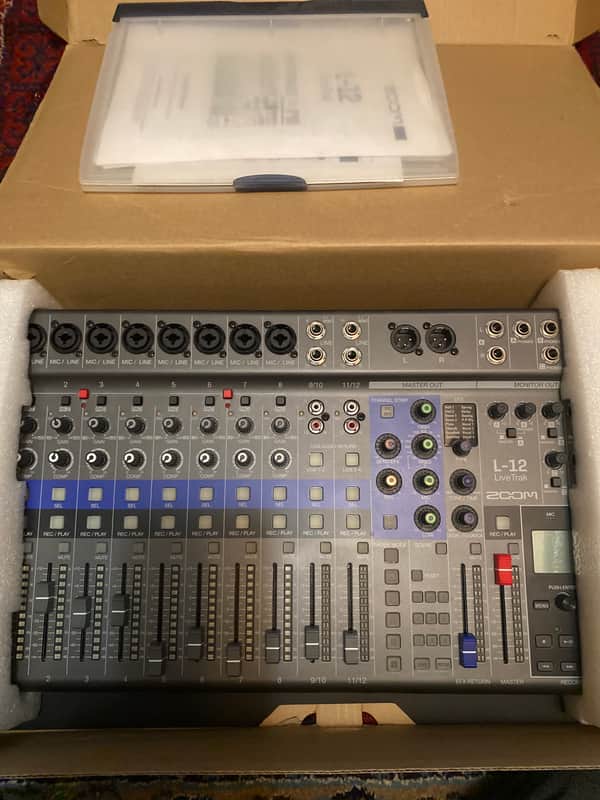 Zoom LiveTrak L-12 Digital Mixer / Recorder 2010s - Grey / Blue image 1