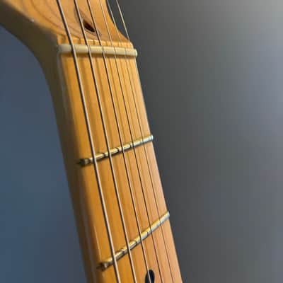 Fender American Standard Telecaster with Maple Fretboard 2008 - 2016 - 3-Color Sunburst image 11