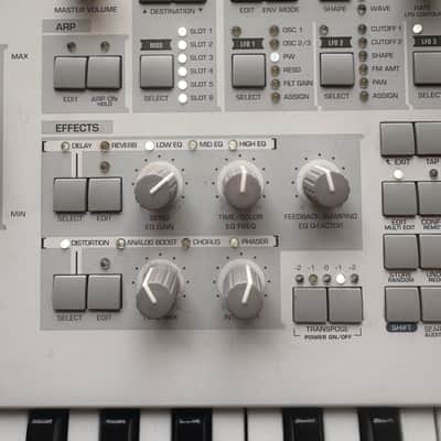 Access Virus TI Polar 37-Key Digital Synthesizer 2005 - White image 9