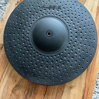 Alesis strike pro 14” cymbal plus stand image 2