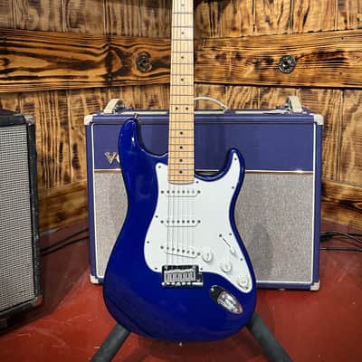 Fender American Standard Stratocaster with Maple Fretboard - 1993 - Midnight Blue image 1
