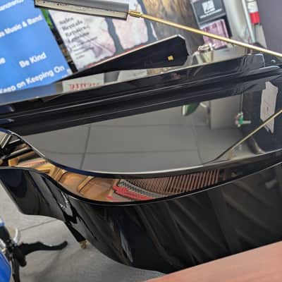 Kawai GL10 baby Grand piano SN F131669 2017 - Polish Ebony image 3