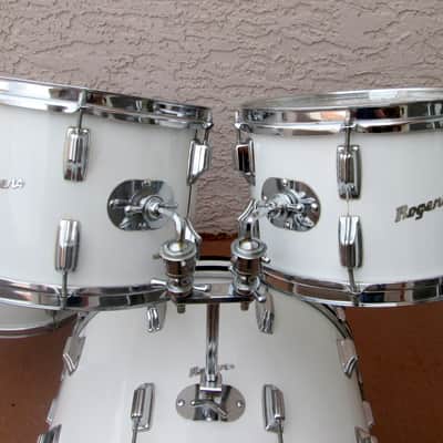 Rogers Vintage Londoner Drum Set Fullerton  White Swivomatic Script 22,12,13,16 READ image 3