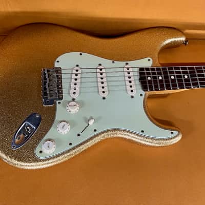 Fender 1964 Stratocaster Master Design Masterbuilt Greg Fessler 2006 - Gold Sparkle image 5