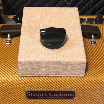 Stami's Customs - The Blonde 8 Ohm 85 Watt Speaker Attenuator for Tube Amp in Blonde Tolex image 3