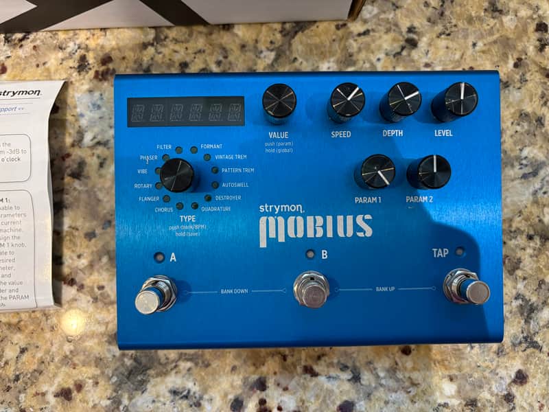Strymon Mobius