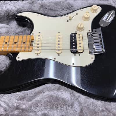 Fender American Elite Stratocaster HSS Shawbucker with Maple Fretboard 2016 - 2019 - Mystic Black image 7
