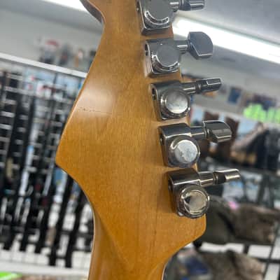 Fender American Deluxe Stratocaster 2005 - Sun Burst image 5