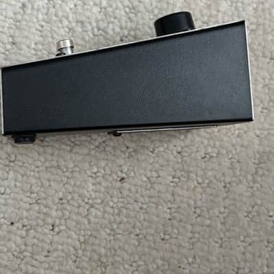 EHX Electro-Harmonix Small Clone Chorus EH 4600 MN3007 BBD Chip Full Chorus image 7