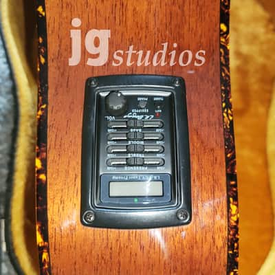 Breedlove Atlas Series - Retro D/SMe-Lefty... Nice in Case! image 9