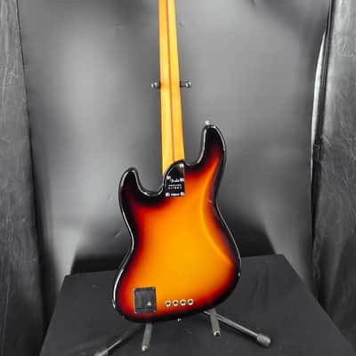 Fender American Ultra II Jazz Bass®, Ebony Fingerboard, Ultraburst image 7