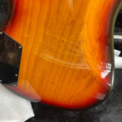 G&L L-2000 2014 - Sunburst image 4
