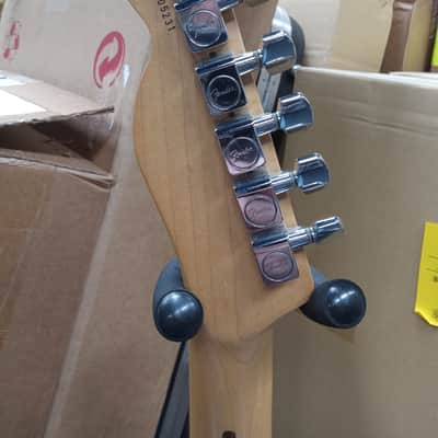 Fender California Fat Telecaster with Maple Fretboard (1997) in Sunburst w/hardshell case image 19