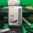 Perfect Sony WM-EX2000 in box with all accessories