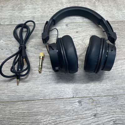 Audio-Technica ATH-M60x Professional On-Ear Monitor Headphones w/ Carry Pouch image 1