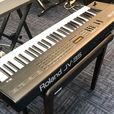 Roland JV35 Expandable Synthesizer - Pre Owned *IN STORE PICKUP ONLY* image 4