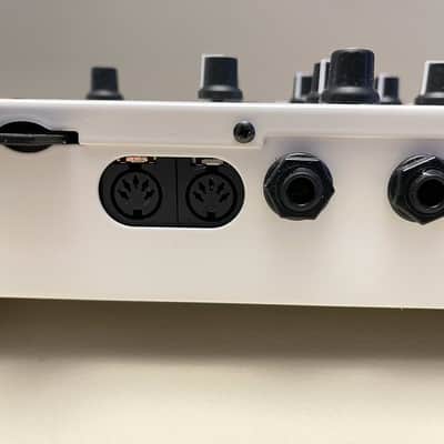 Tubeohm Tubika 6-Voice Analog Synthesizer - Mutable Ambika Replica image 10