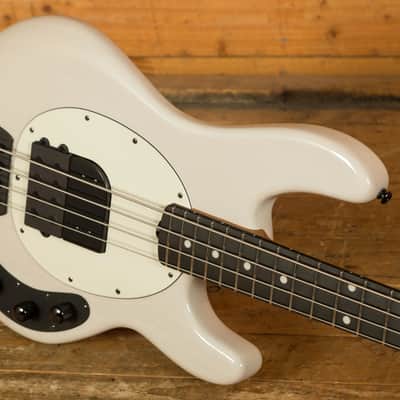 Music Man Tim Commerford Collection | Passive StingRay - Fight Night White image 5