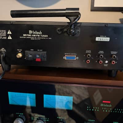 McIntosh MR7083 Stereo Solid State Tuner 1990 - 1995 - Black pristine narrow image 4