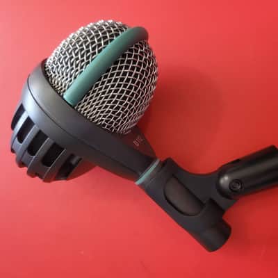 AKG D112 Cardioid Dynamic Microphone 2010s - Gray