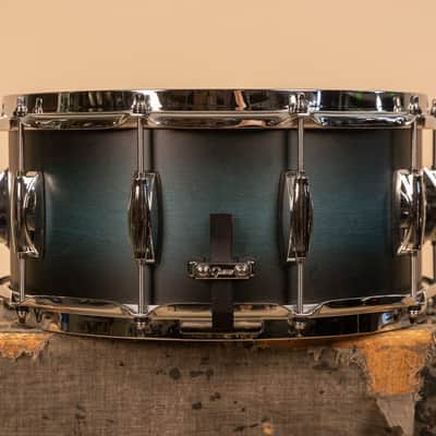 Gretsch Renown 6.5x14 Satin Antique Blue Burst Snare Drum image 8