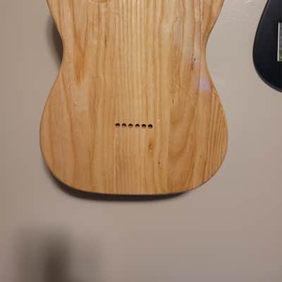 Immagine Unbranded Tele style, chambered solid Ash with a Cherry top,  Clear coat - 6