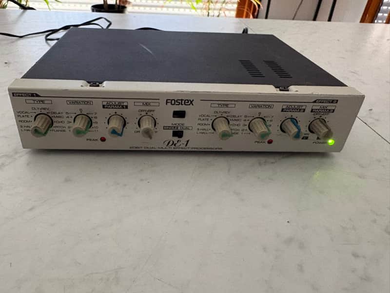 Fostex DE1 image 1