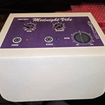 R. Weaver FX Midnight Vibe '68 Spec image 9