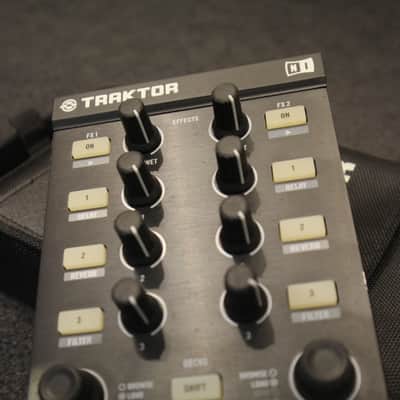 Native Instruments Traktor Kontrol X1 2010s - Black image 3