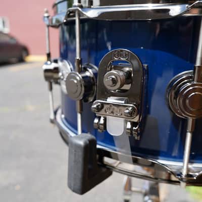 DW USA Collectors Series Maple/Mahogany Shell 6.5x14'' Snare Drum - Deep Royal Blue Lacquer image 5