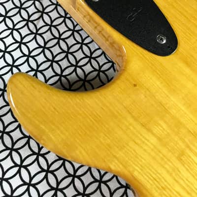 G&L 1992 USA L5000 5-String Electric Bass Guitar With Hardshell Case - Natural image 21